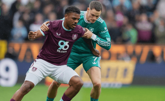 又是绝杀!第94分钟点球制胜,利物浦豪取4连胜,新援造点建功! 又是绝杀!第94分钟点球制胜,利物浦豪取4连胜,新援造点建功!