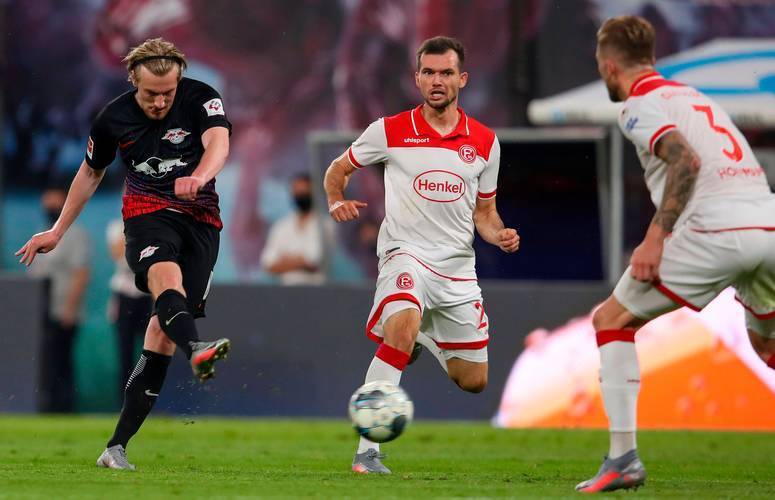 德甲焦点战前瞻:汉堡 VS 海登海姆,谁能率先破局? 德甲焦点战前瞻:汉堡 VS 海登海姆,谁能率先破局?