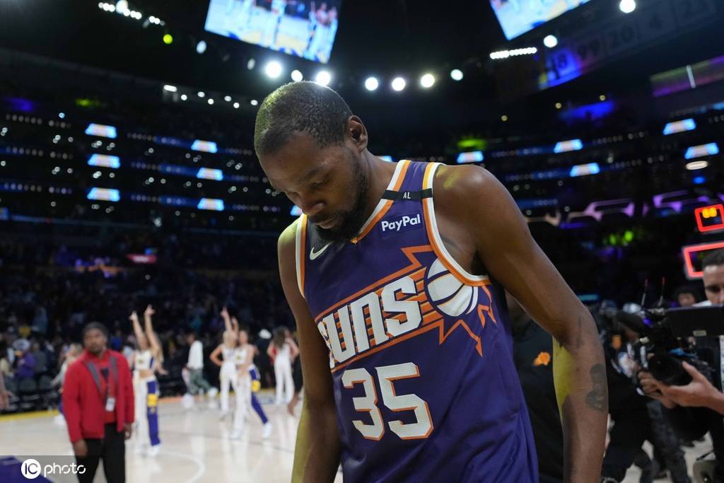 杜兰特:曾阻止回勇士的交易 得知自己要被送走很受伤 杜兰特:曾阻止回勇士的交易 得知自己要被送走很受伤