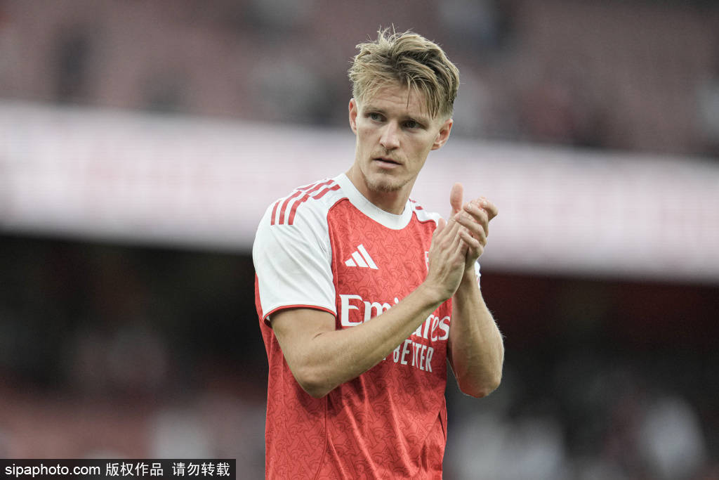 高清:厄德高诺尔高破门 阿森纳热身2-3黄潜
        
    高清:厄德高诺尔高破门 阿森纳热身2-3黄潜 高清:厄德高诺尔高破门 阿森纳热身2-3黄潜
        
    高清:厄德高诺尔高破门 阿森纳热身2-3黄潜