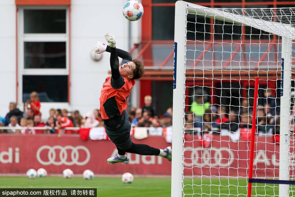 德甲球队拜仁慕尼黑训练备战比赛
        
    德甲球队拜仁慕尼黑训练备战比赛 德甲球队拜仁慕尼黑训练备战比赛
        
    德甲球队拜仁慕尼黑训练备战比赛